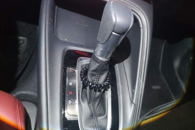 Used Honda XR-V 2023 1.5L CVT Thermal Edition Gear Lever