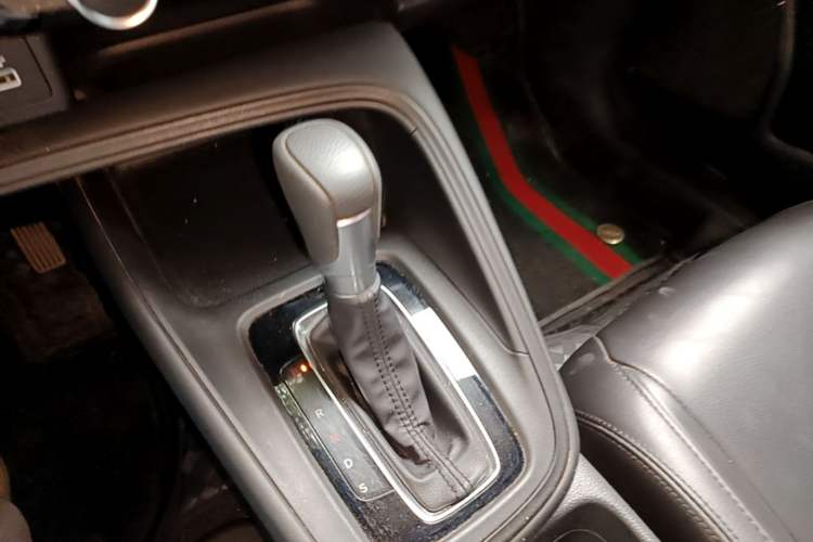 Used Honda XR-V 2023 1.5L CVT Thermal Edition Gear Lever