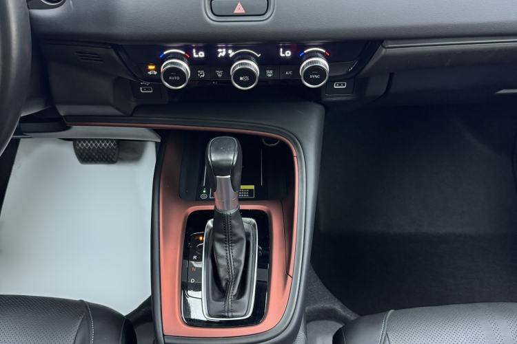 Used Honda XR-V 2023 1.5L CVT Enthusiast Edition Interior 1