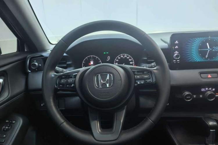 Used Honda XR-V 2023 Facelift 1.5L CVT Trend Edition Interior 2