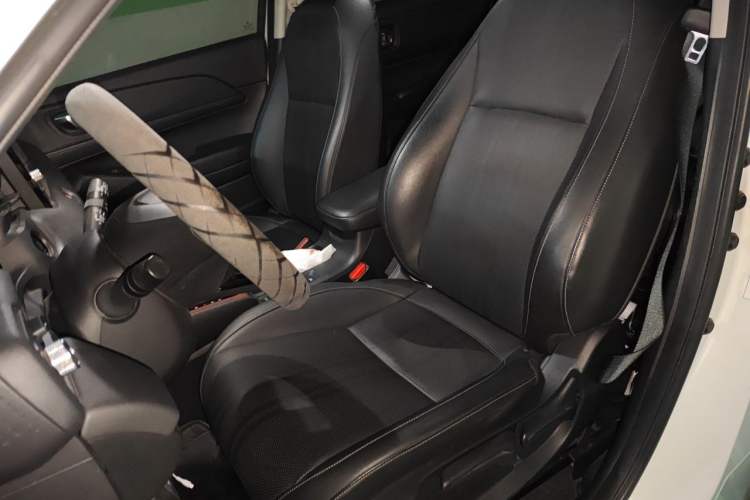 Used Honda XR-V 2023 1.5L CVT Enthusiast Edition Left Front Seat