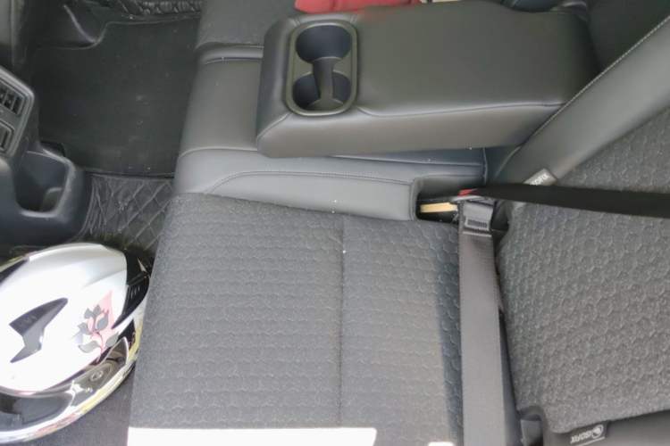 Used Honda XR-V 2023 Facelift 1.5L CVT Trend Edition Left Rear Seat