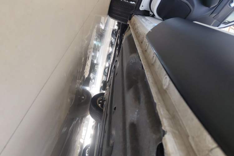 Used Honda XR-V 2023 1.5L CVT Heatwave Edition Left Side Sill