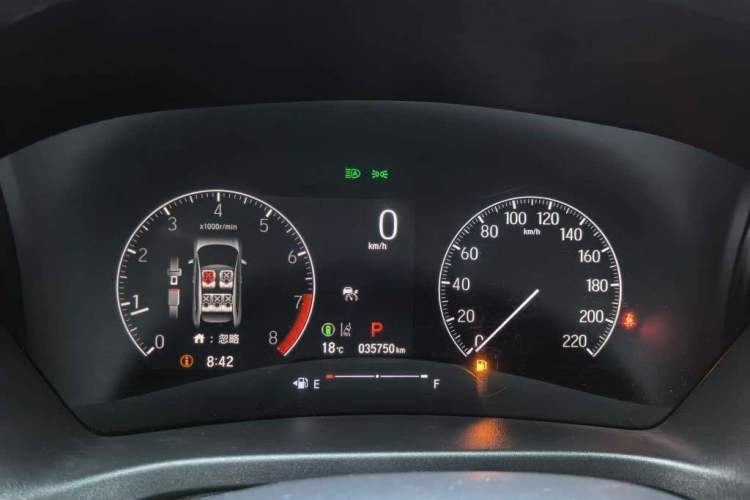 Used Honda XR-V 2023 1.5L CVT Heatwave Edition Odometer Close Up