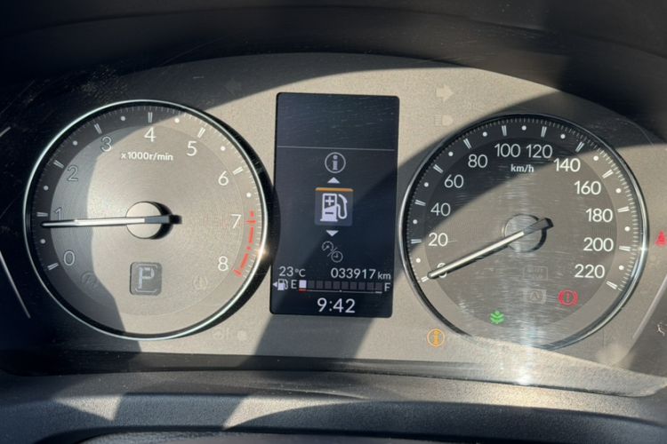 Used Honda XR-V 2023 1.5L CVT Thermal Edition Odometer Close Up