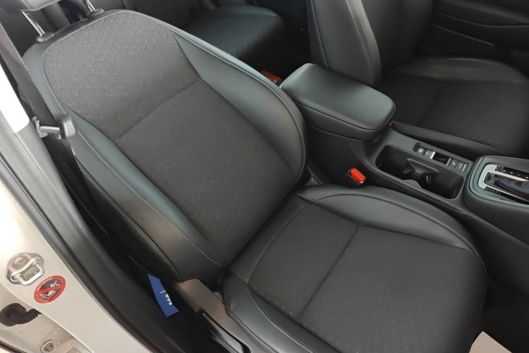 Used Honda XR-V 2023 Facelift 1.5L CVT Trend Edition Right Front Seat