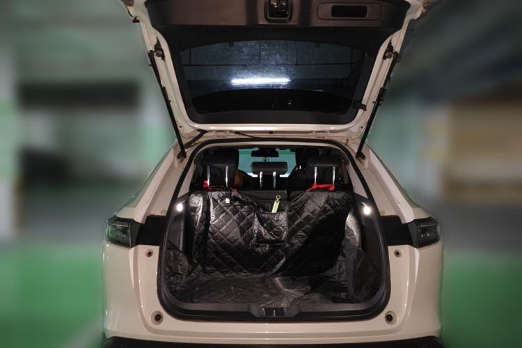 Used Honda XR-V 2023 1.5L CVT Enthusiast Edition Trunk