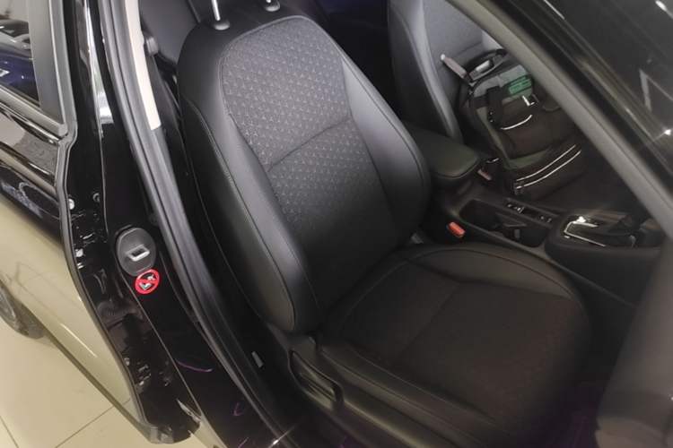 Used Honda XR-V 2024 1.5L CVT Trend Edition Right Front Seat
