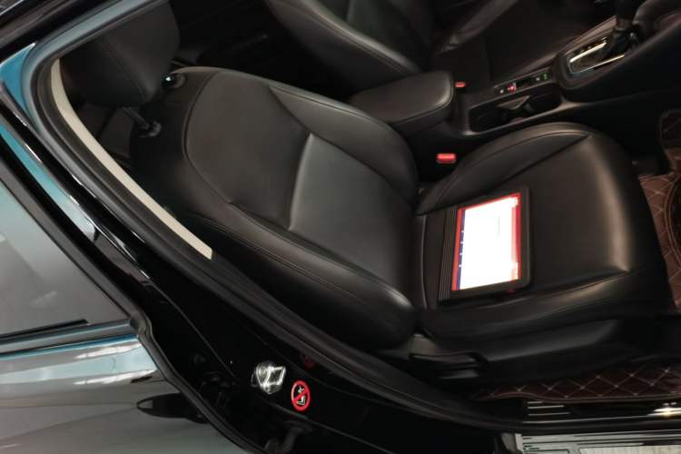 Used Honda XR-V 2024 1.5L CVT Trend Edition Right Front Seat