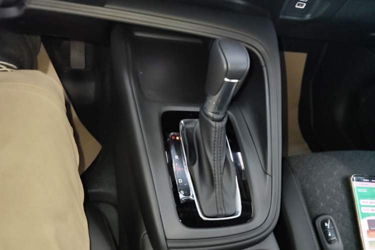 Used Honda XR-V 2024 1.5L CVT Trend Edition Gear Lever