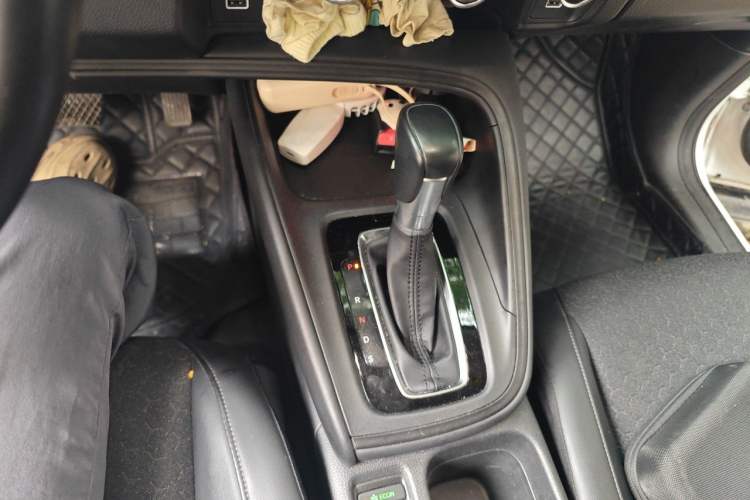 Used Honda XR-V 2024 1.5L CVT Trend Edition Gear Lever