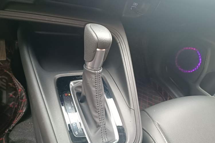 Used Honda XR-V 2024 1.5L CVT Thermal Edition Gear Lever
