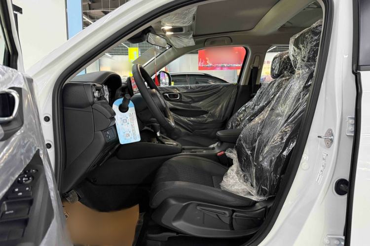 Used Honda XR-V 2024 1.5L CVT Heatwave Edition Interior 5