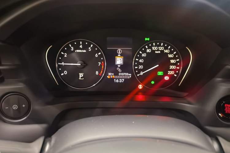 Used Honda XR-V 2024 1.5L CVT Thermal Edition Odometer Close Up