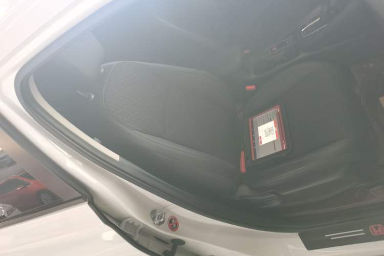 Used Honda XR-V 2024 1.5L CVT Enthusiast Edition Right Front Seat