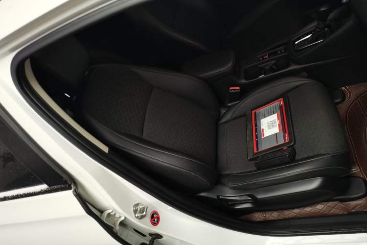Used Honda XR-V 2024 1.5L CVT Trend Edition Right Front Seat