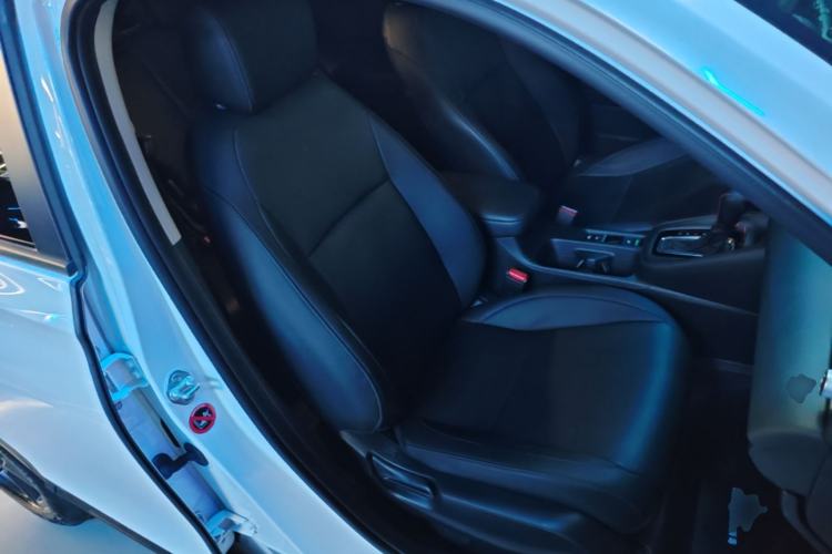 Used Honda XR-V 2024 1.5L CVT Enthusiast Edition Right Front Seat