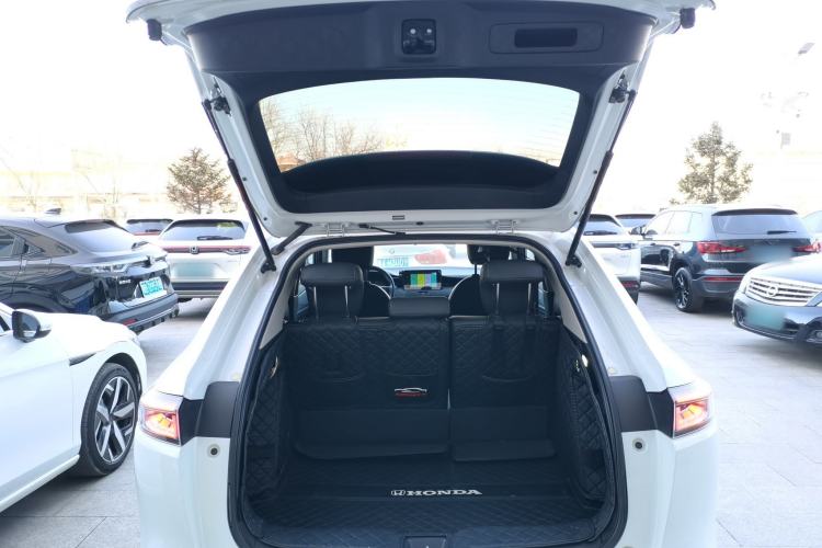 Used Honda XR-V 2024 1.5L CVT Thermal Edition Trunk