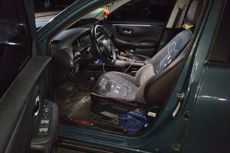 Used Honda ZR-V 2022 1.5T CVT Luxury Edition Driver Seat