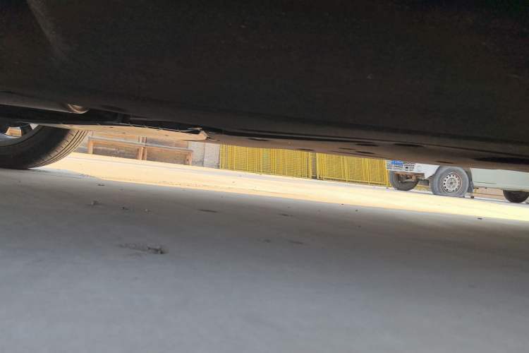 Used Honda ZR-V 2022 1.5T CVT Luxury Edition Right Side Sill