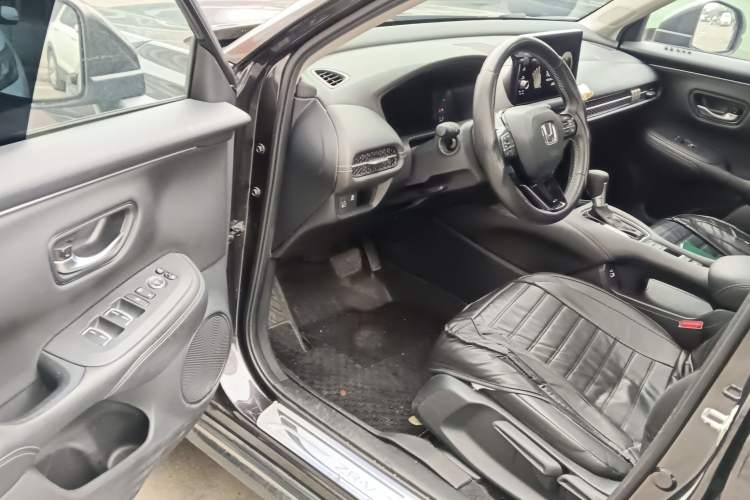 Used Honda ZR-V 2022 1.5T CVT Luxury Edition Driver Seat