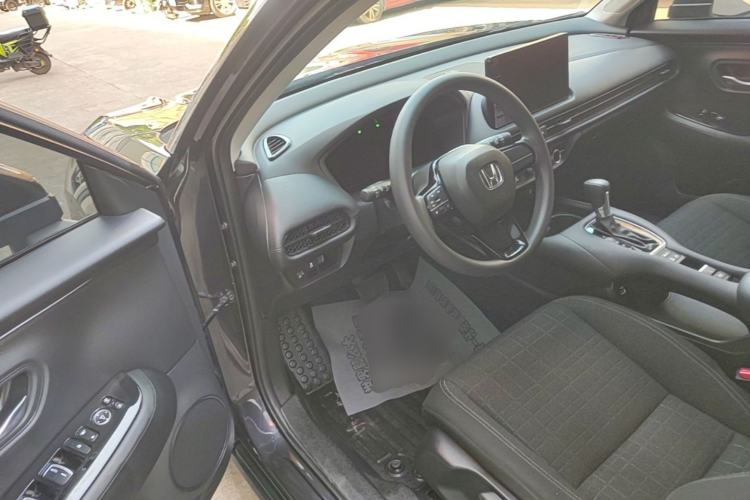 Used Honda ZR-V 2022 1.5T CVT Elite Edition Driver Seat