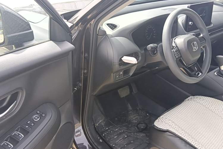 Used Honda ZR-V 2022 1.5T CVT Elite Edition Driver Seat