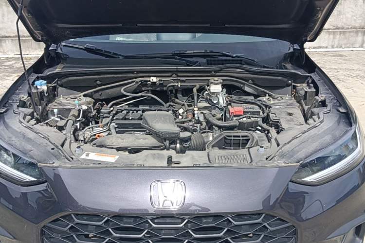 Used Honda ZR-V 2022 1.5T CVT Elite Edition Engine Bay