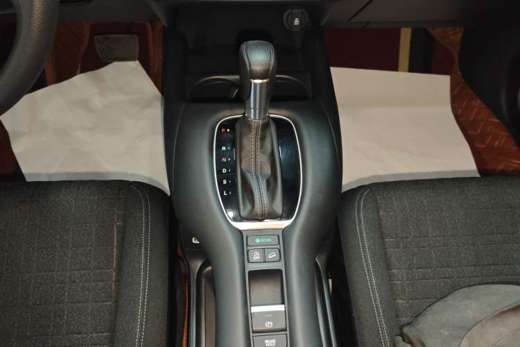Used Honda ZR-V 2022 1.5T CVT Elite Edition Gear Lever