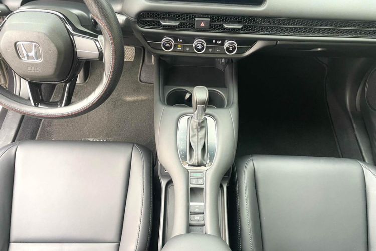 Used Honda ZR-V 2022 1.5T CVT Elite Edition Interior 10