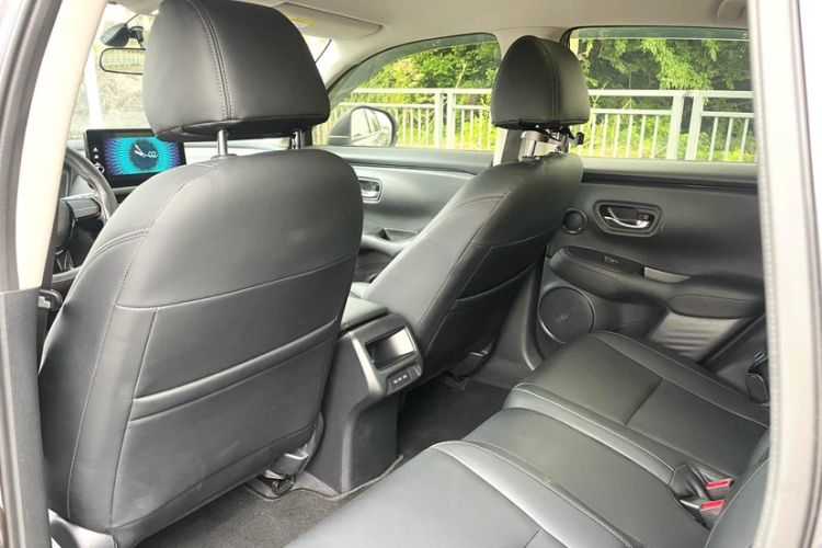 Used Honda ZR-V 2022 1.5T CVT Elite Edition Interior 5