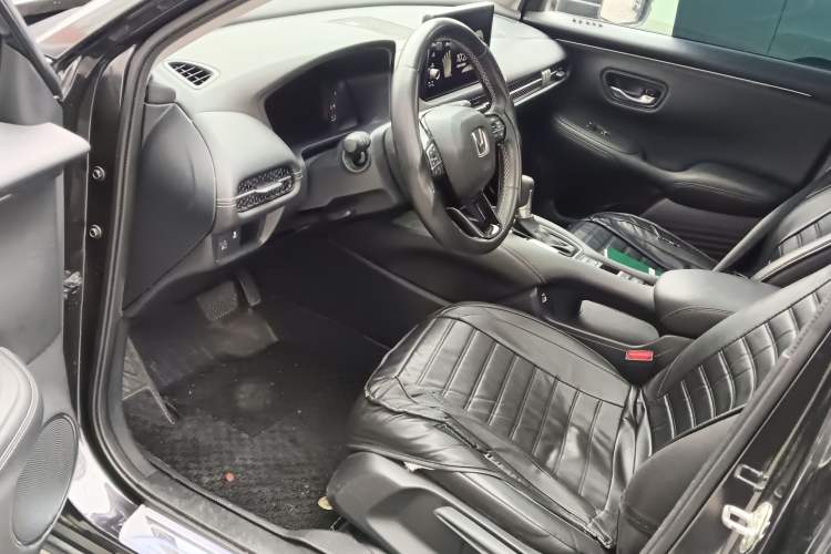 Used Honda ZR-V 2022 1.5T CVT Luxury Edition Left Front Seat