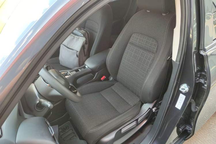 Used Honda ZR-V 2022 1.5T CVT Elite Edition Left Front Seat