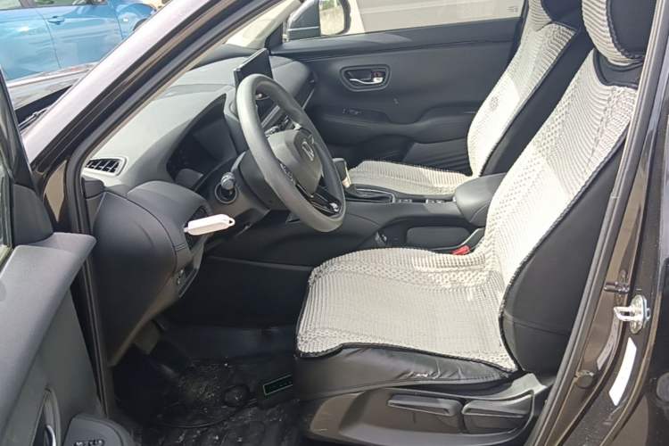 Used Honda ZR-V 2022 1.5T CVT Elite Edition Left Front Seat