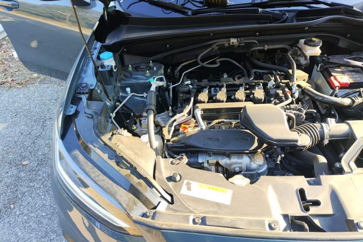 Used Honda ZR-V 2022 1.5T CVT Luxury Edition Engine Bay Right