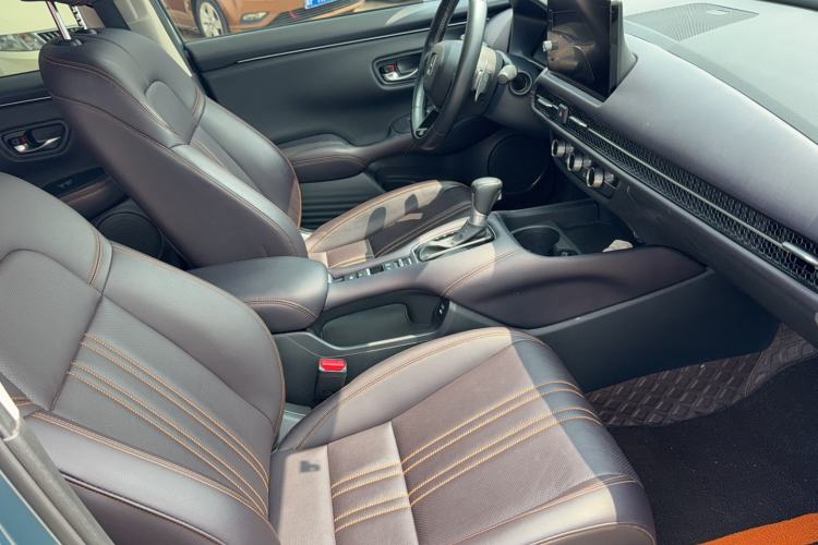 Used Honda ZR-V 2022 1.5T CVT Deluxe Edition Interior 1