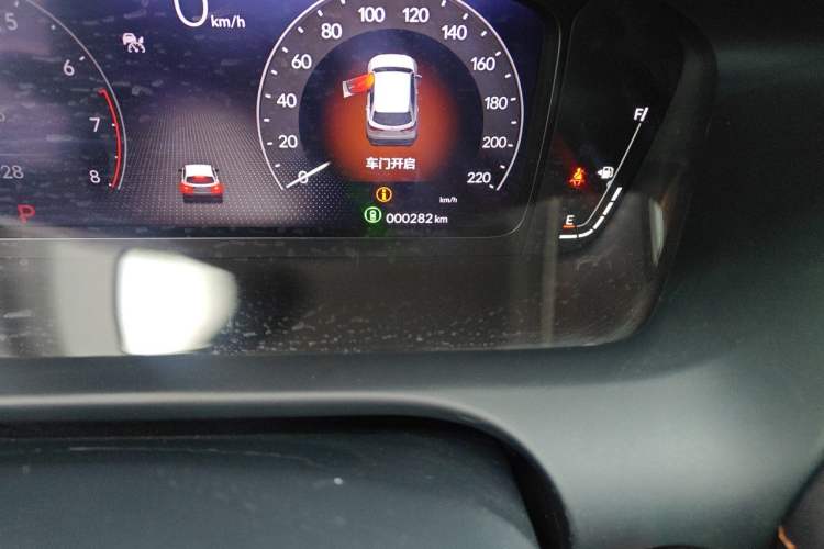 Used Honda ZR-V 2022 1.5T CVT Luxury Edition Odometer Close Up