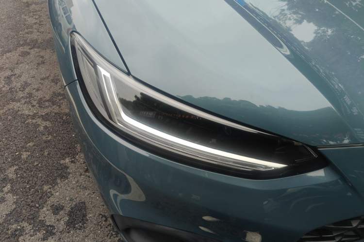 Used Honda ZR-V 2022 1.5T CVT Luxury Edition Right Front Headlight