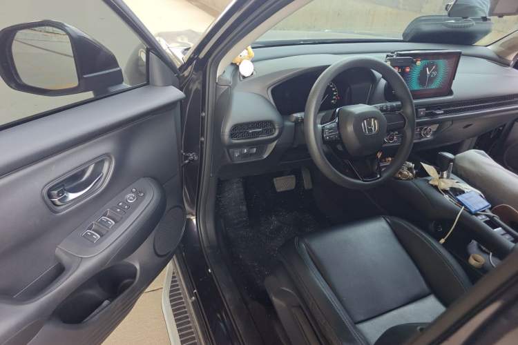 Used Honda ZR-V 2022 1.5T CVT Elite Edition Driver Seat