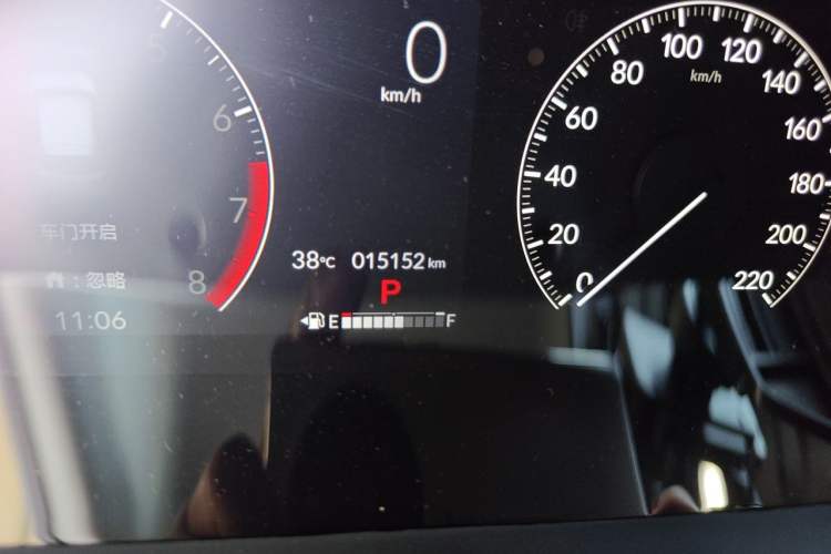 Used Honda ZR-V 2022 1.5T CVT Elite Edition Odometer Close Up