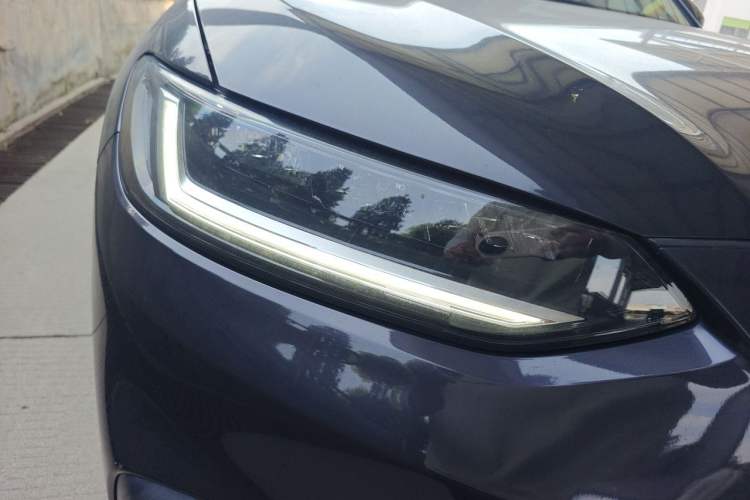 Used Honda ZR-V 2022 1.5T CVT Elite Edition Right Front Headlight