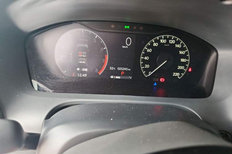 Used Honda ZR-V 2022 1.5T CVT Elite Edition Odometer Close Up
