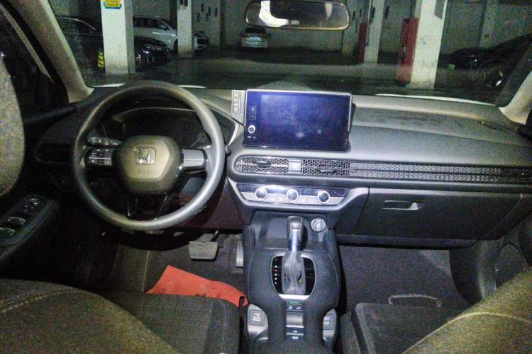 Used Honda ZR-V 2022 1.5T CVT Elite Edition Center Console