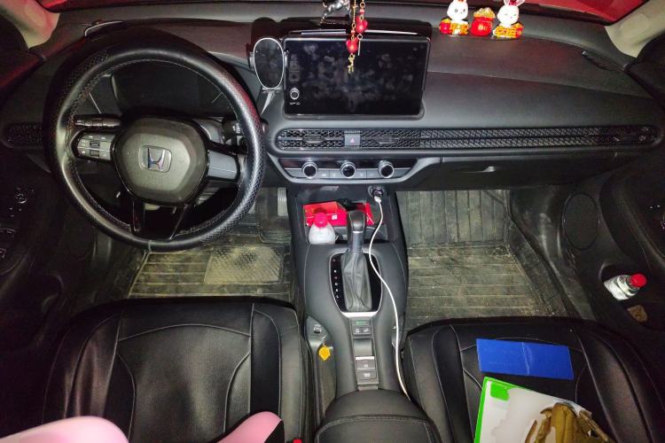 Used Honda ZR-V 2022 1.5T CVT Elite Edition Center Console