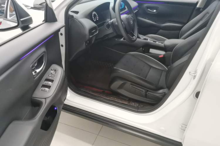 Used Honda ZR-V 2022 1.5T CVT Elite Edition Driver Seat