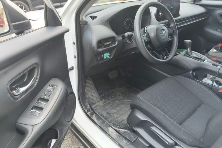 Used Honda ZR-V 2022 1.5T CVT Elite Edition Driver Seat
