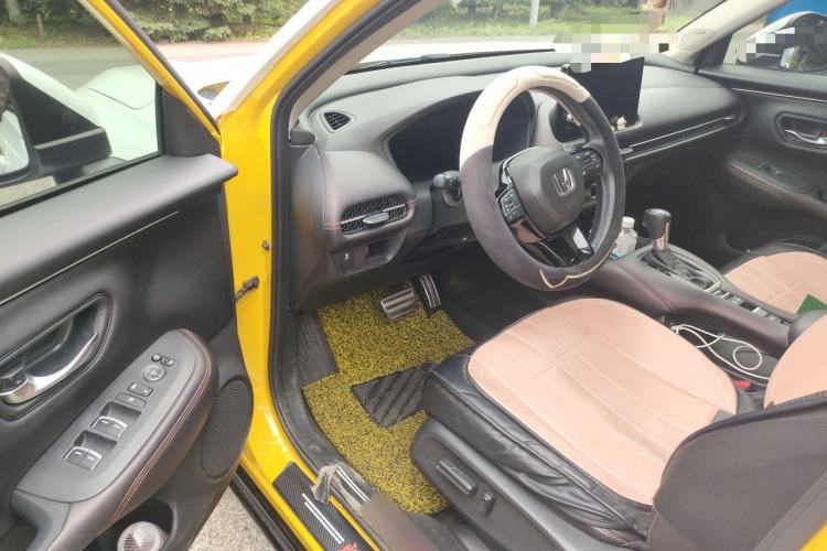 Used Honda ZR-V 2022 1.5T CVT Deluxe Edition Driver Seat