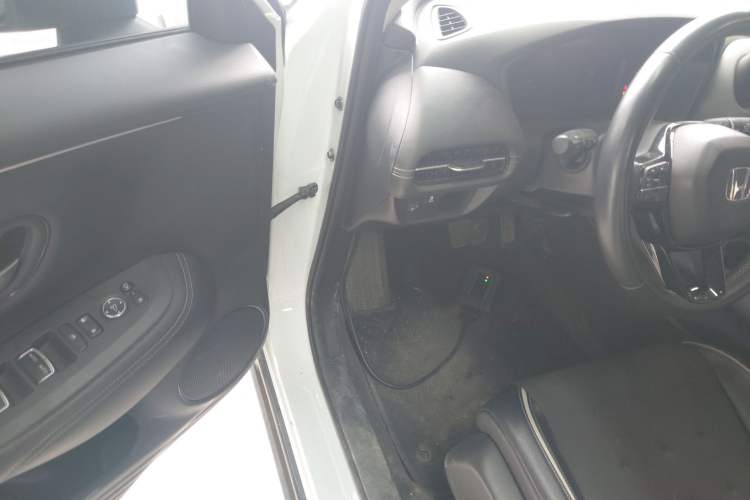 Used Honda ZR-V 2022 1.5T CVT Luxury Edition Driver Seat