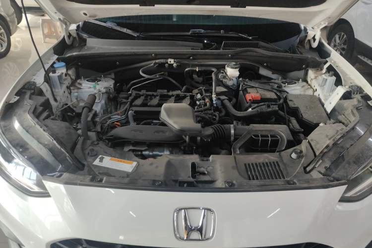 Used Honda ZR-V 2022 1.5T CVT Elite Edition Engine Bay