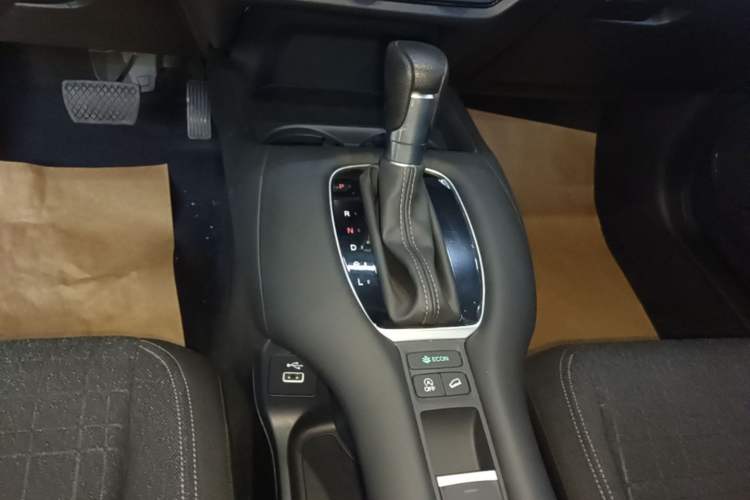 Used Honda ZR-V 2022 1.5T CVT Elite Edition Gear Lever